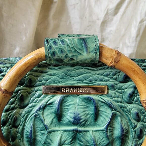 The Brahmin Mod Bowie Satchel in Myrtle Melbourne Croc Embossed Green Leather - Picture 3 of 8